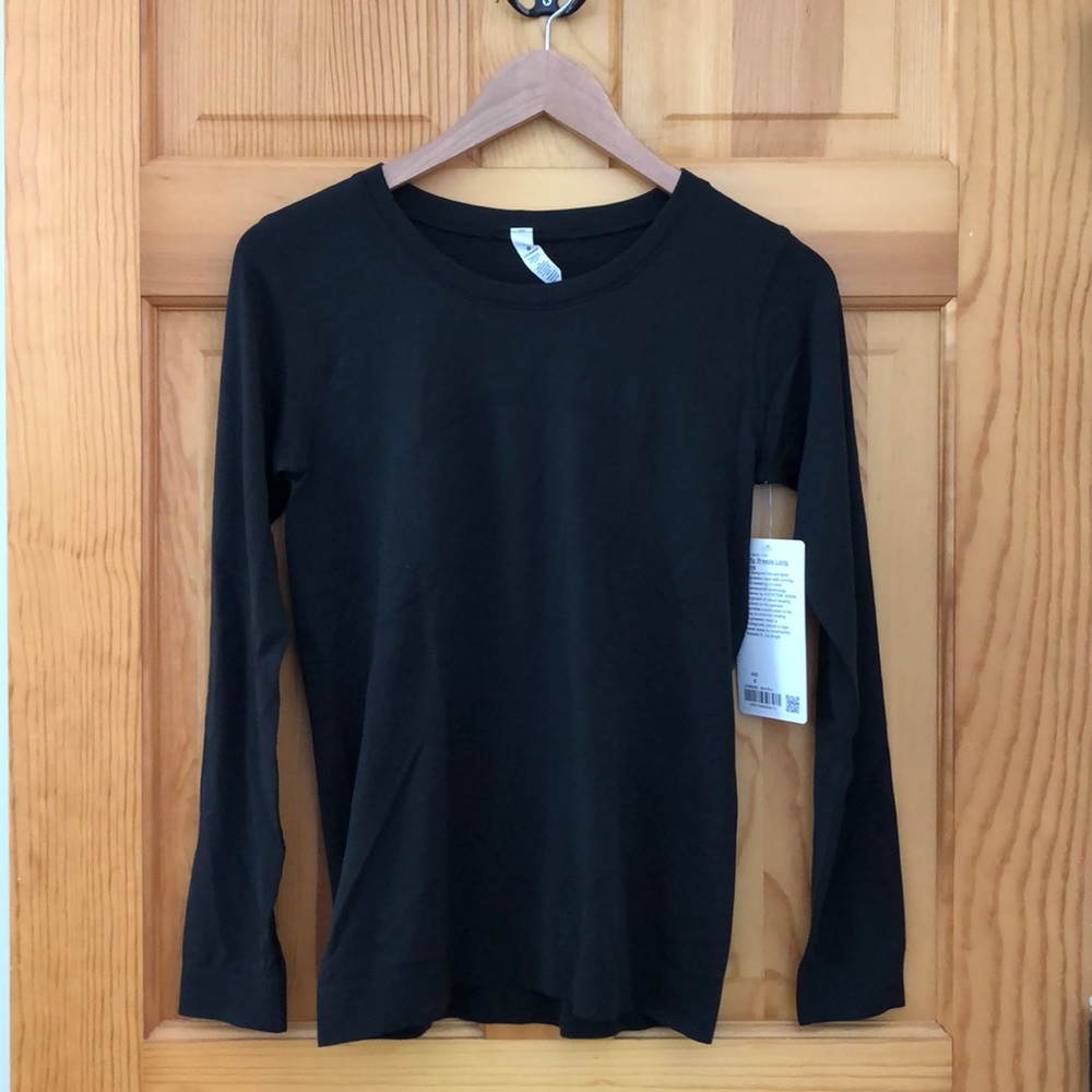 Lululemon swiftly breeze long sleeve size 4